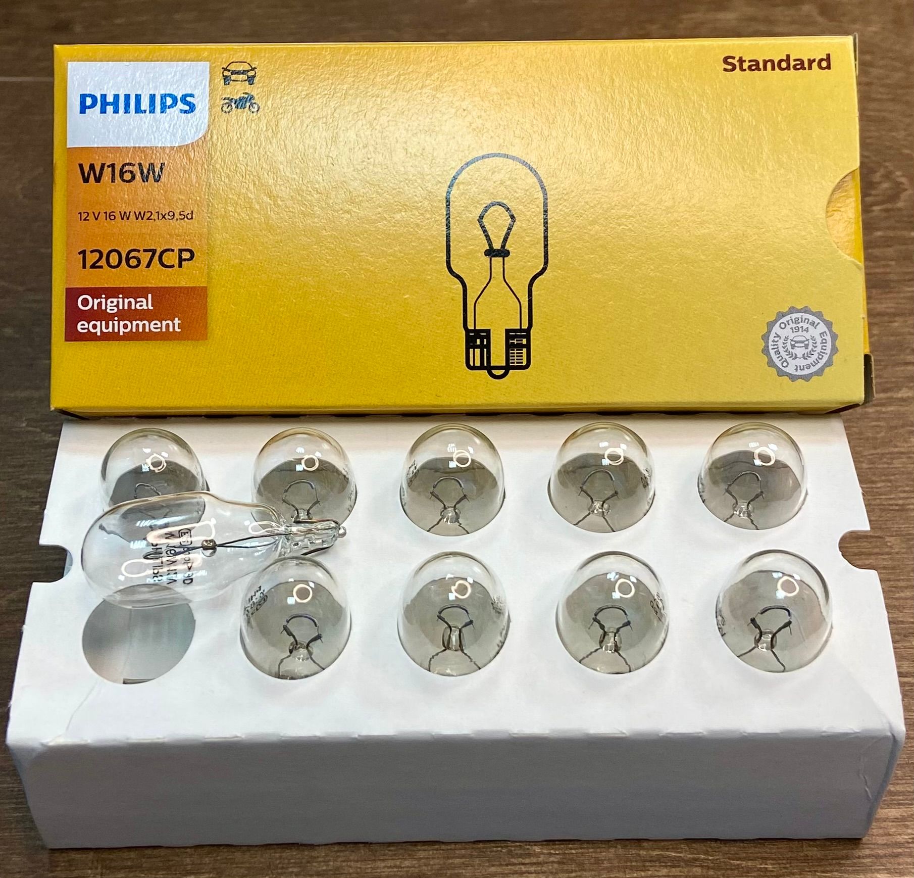 Philips 12V 16W Б/Ц  W2,1x9,5d